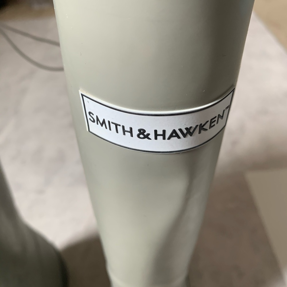 New Smith & Hawken Solid Gray Rainboots Garden 8 - Picture 4 of 7